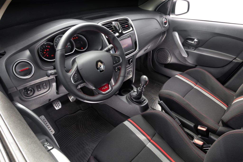 2093_sandero-rs-interior-4 (1404 x 936)
