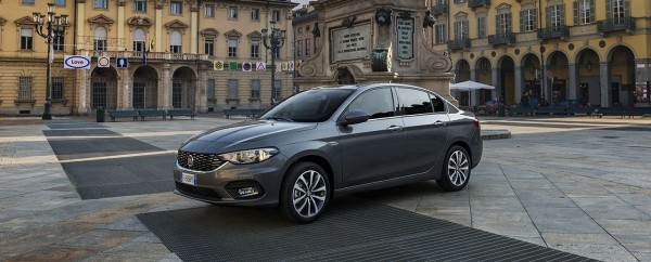 151126_Fiat_Tipo_01