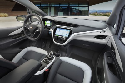 2017-Chevrolet-BoltEV-018 (2250 x 1500)