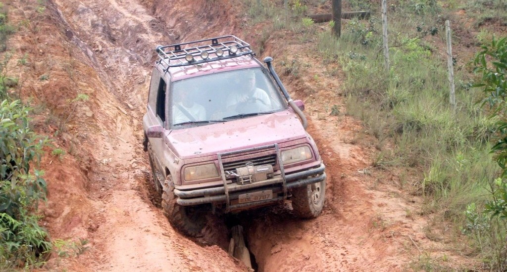 Escorregando morro abaixo