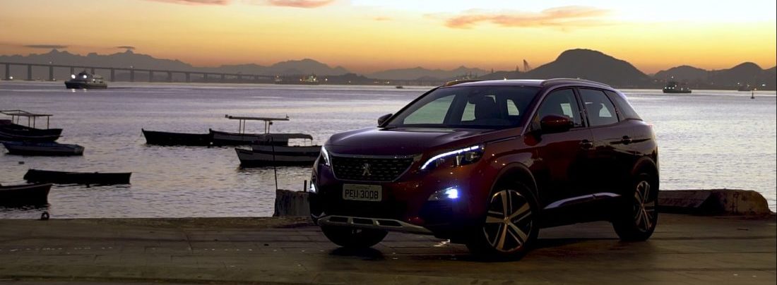 Andamos no Peugeot 3008