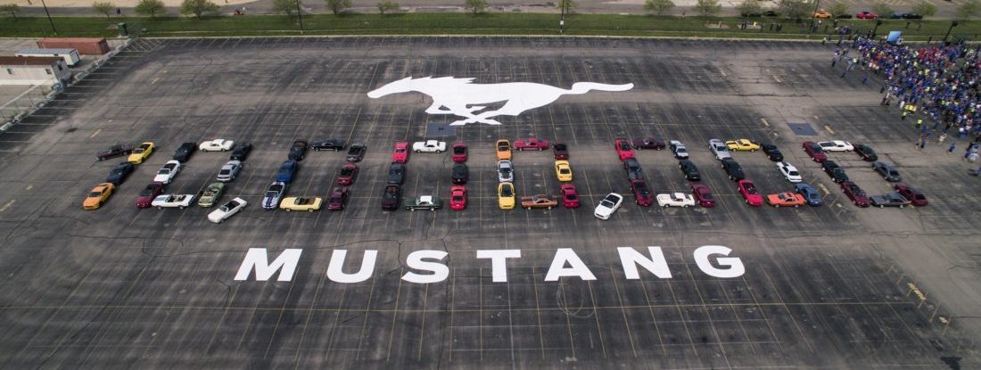 Mustang comemora 10 milhões de pôneis