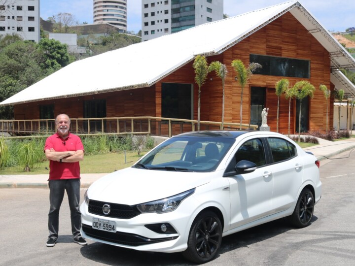 TESTE Fiat Cronos HGT 1.8