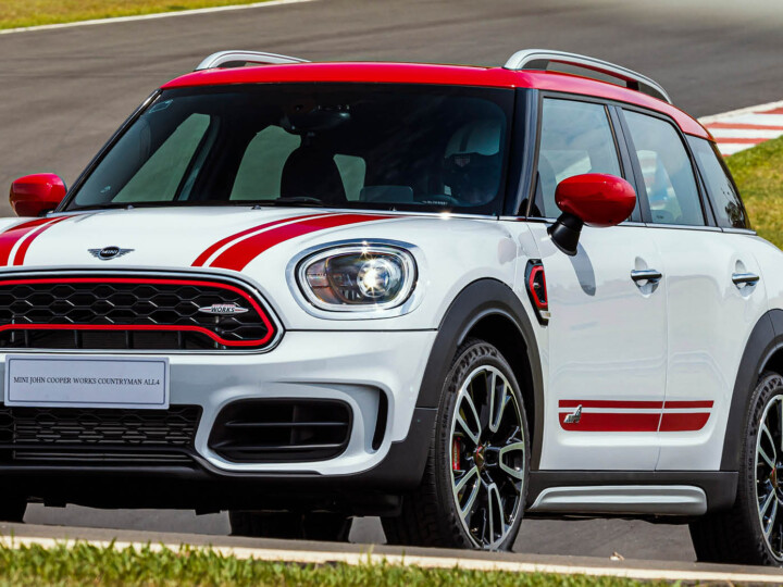 Nova versão do SUV MINI Countryman