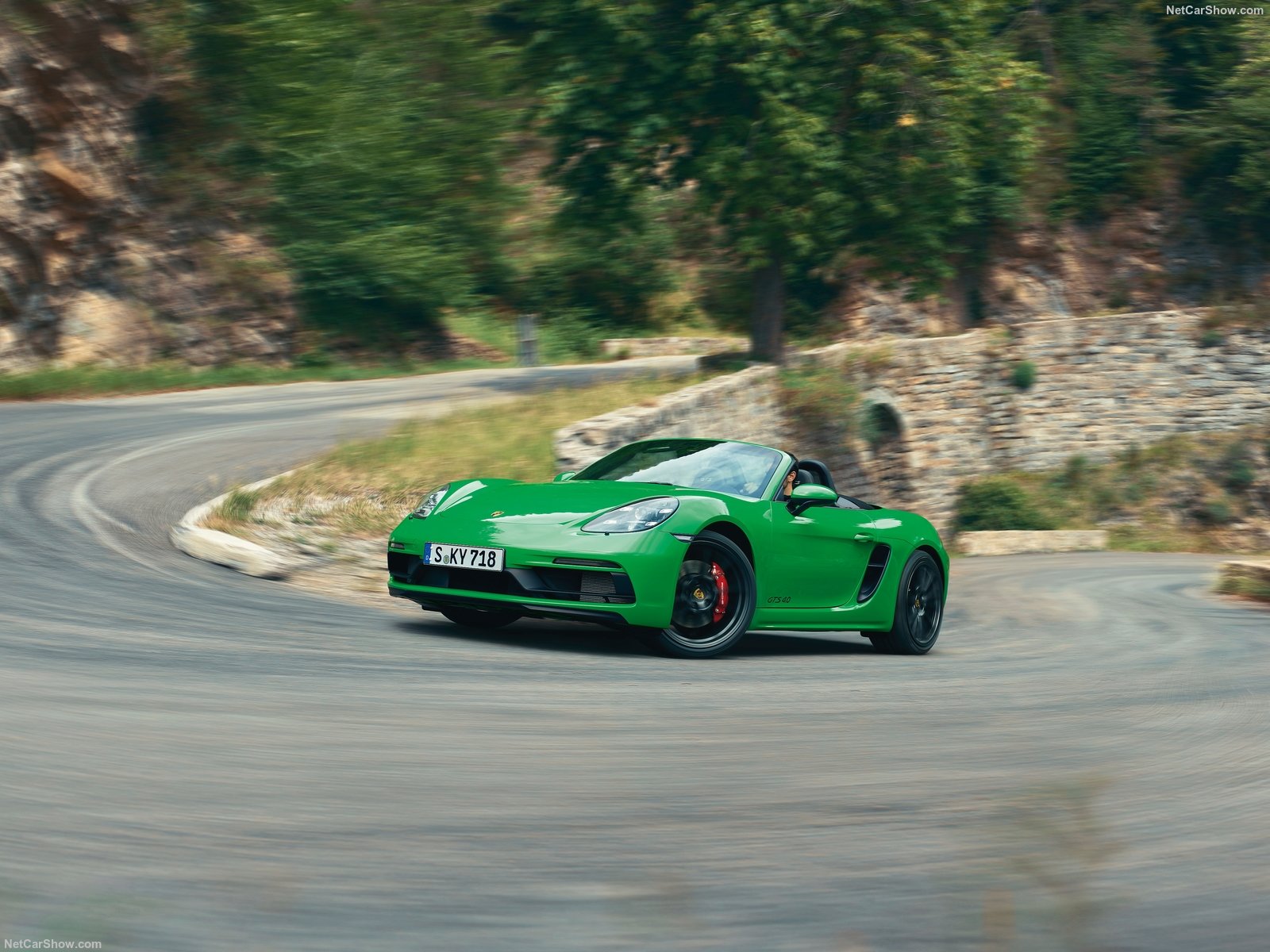 Linha GTS do Porsche 718 recebe Flat Six Aspirado
