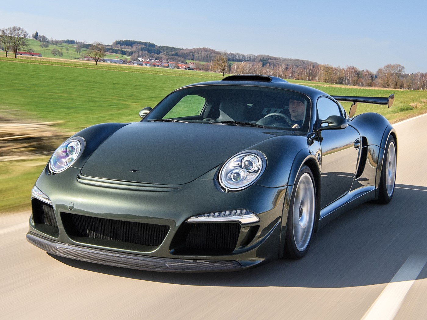 Ruf CTR3: O mais visceral de todos os Ruf