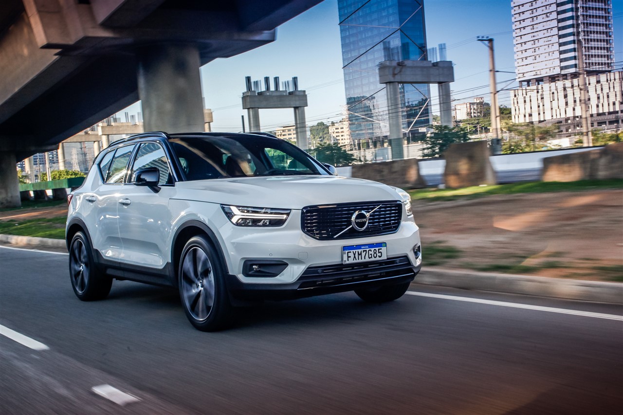 Volvo inicia 2021 como líder entre híbridos