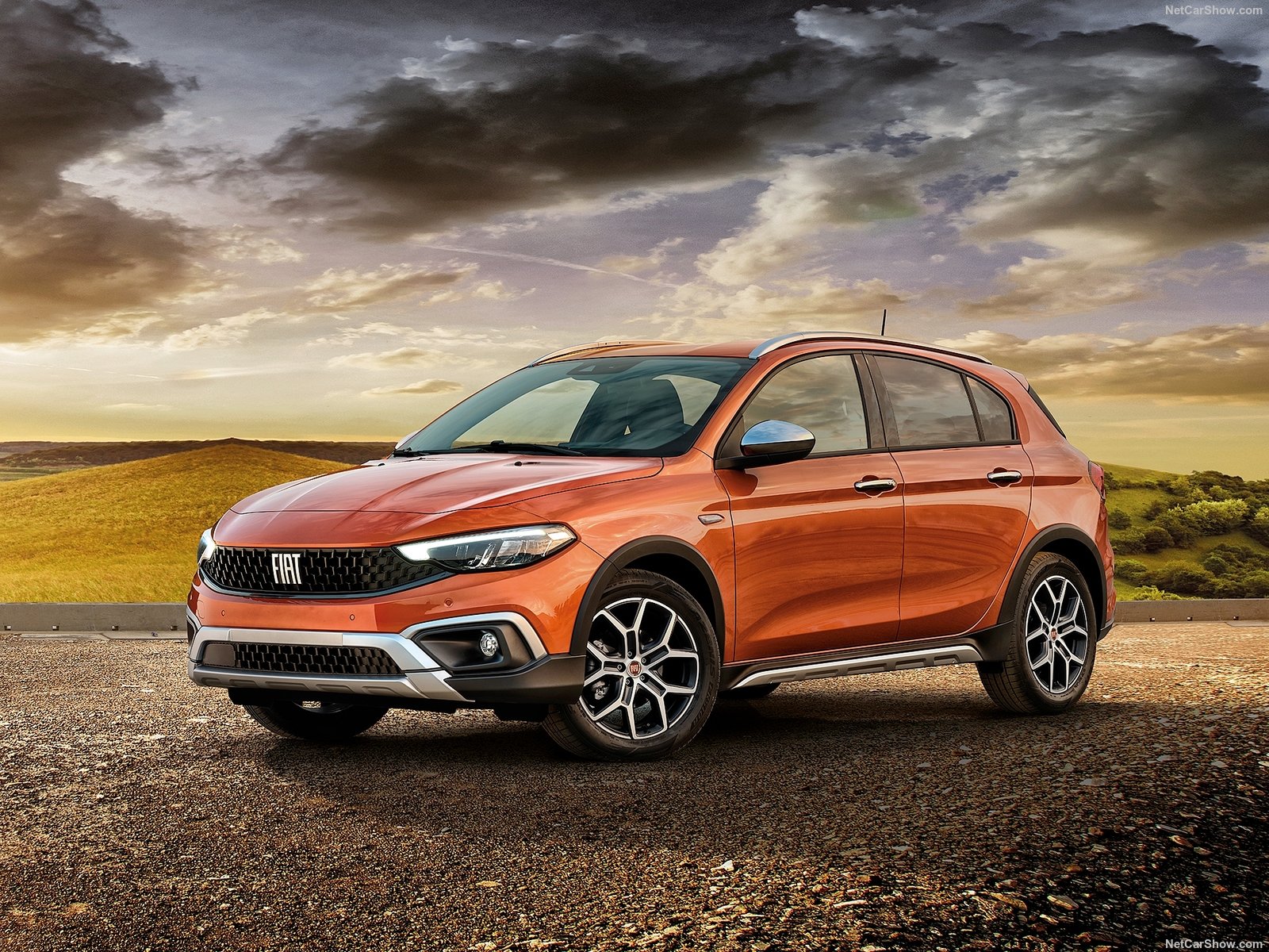 Fiat apresenta o Tipo Cross