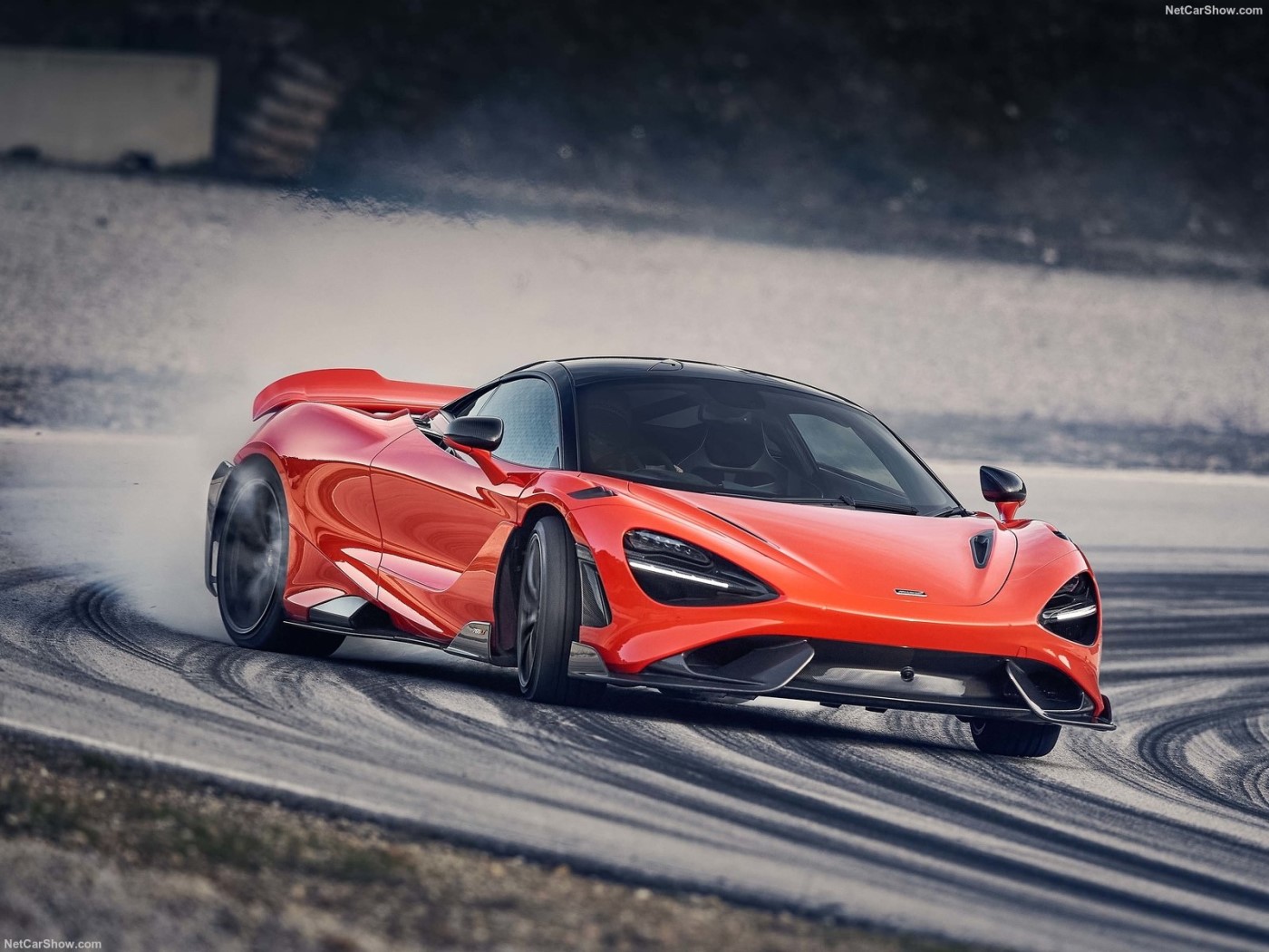 McLaren 765LT estreia para dar sequência ao legado do F1 Longtail