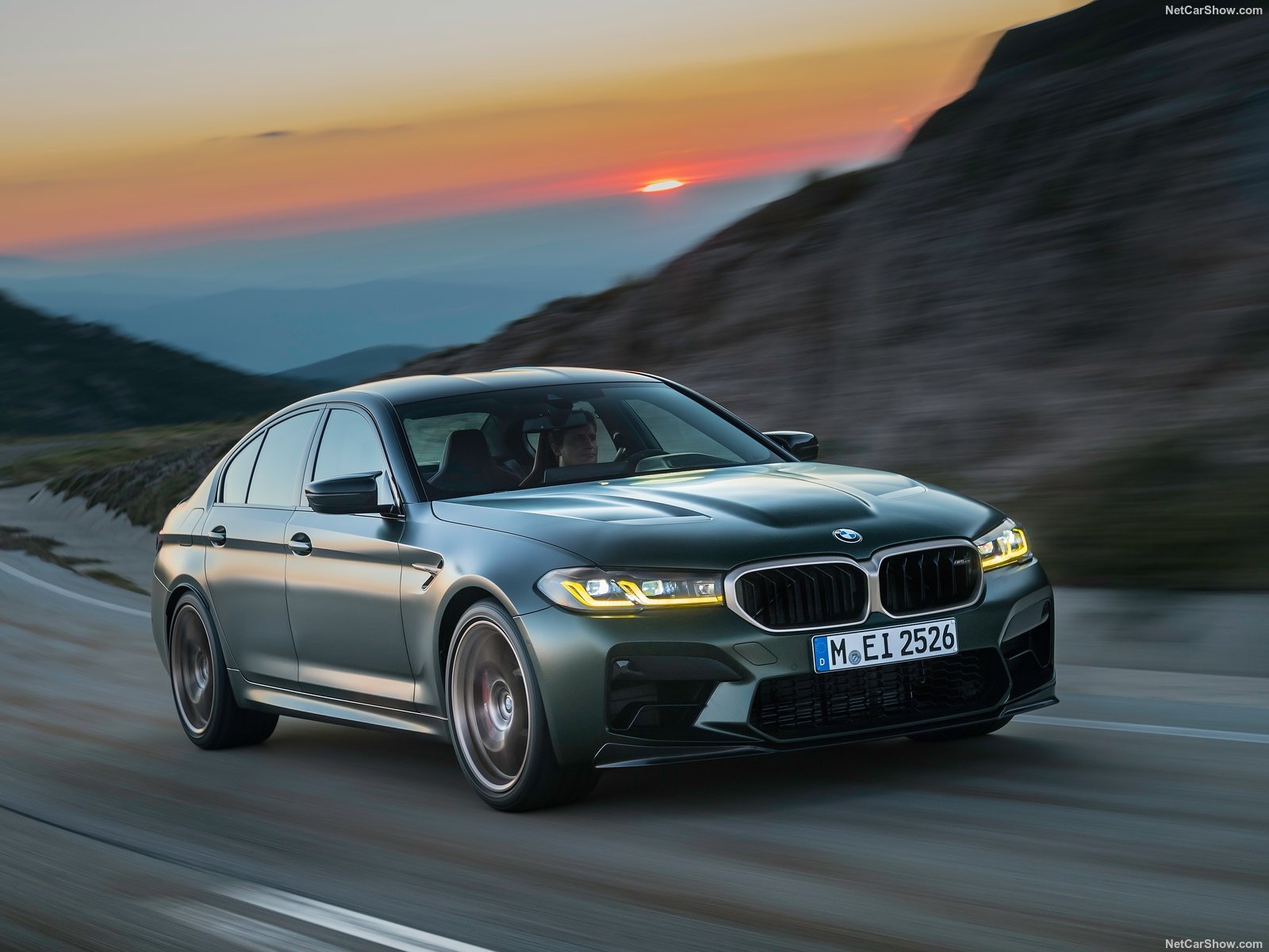 M5 CS chega para ser o BMW mais bravo da história