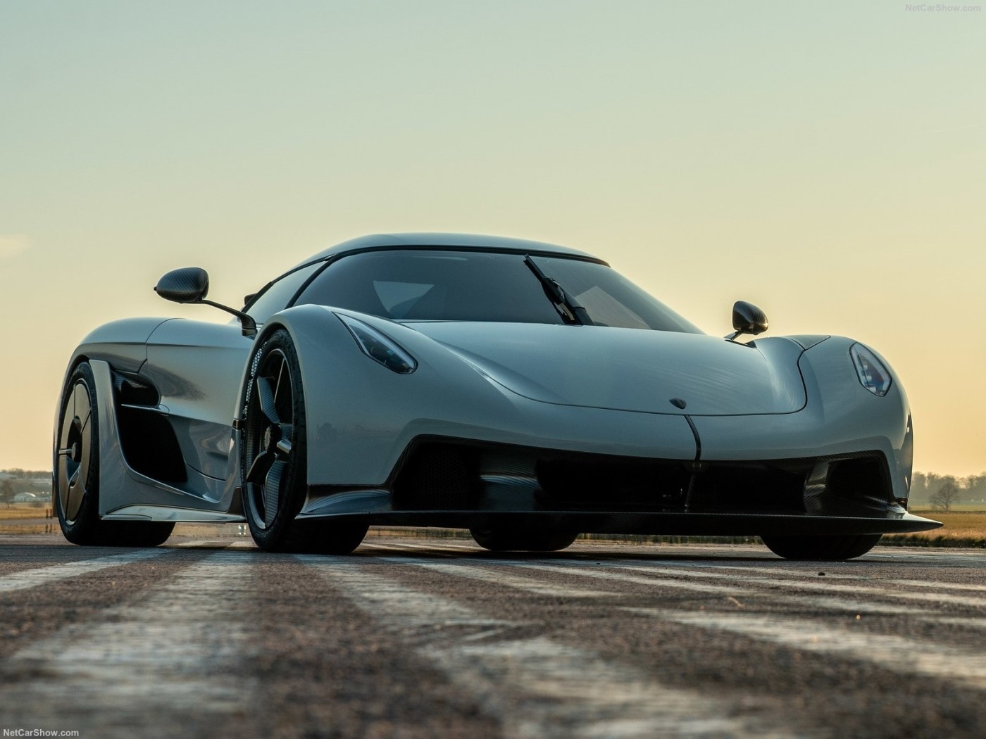 Jesko Absolut: F-15 da Koenigsegg