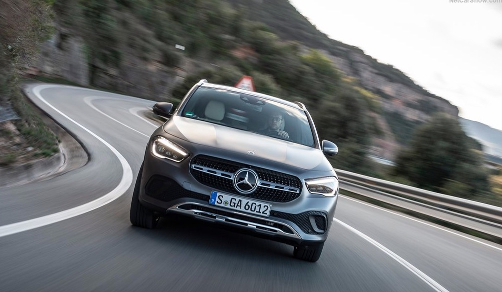 MERCEDES GLA 200
