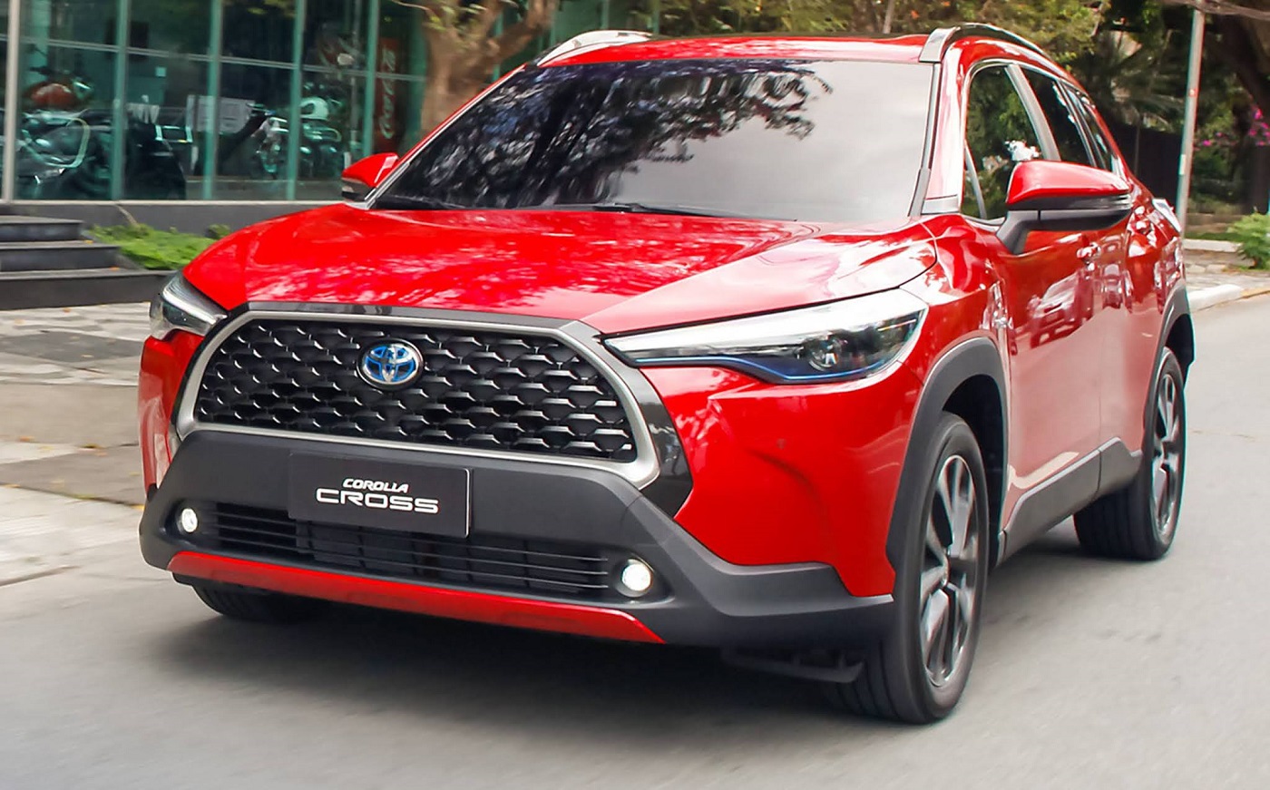 Toyota chega 25 mil híbridos flex no Brasil
