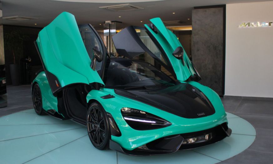 MCLAREN 765LT