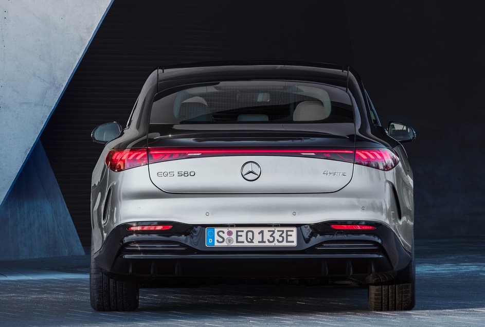 Mercedes EQS