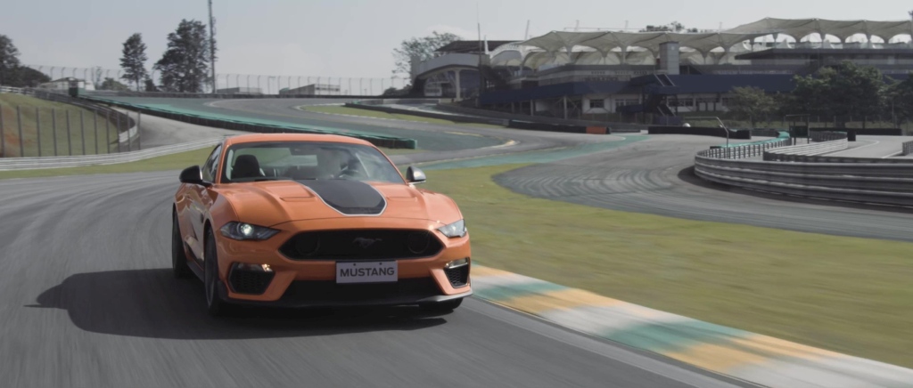 Mustang Mach 1 em Interlagos