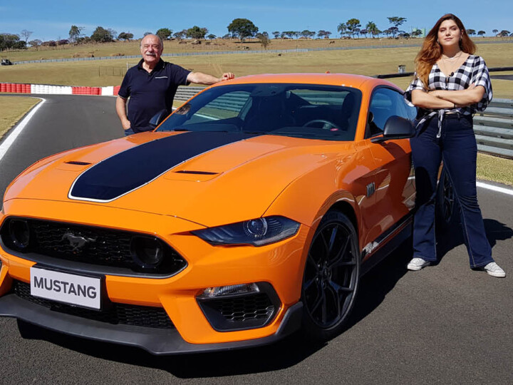 Curtindo o Mustang Mach 1 na pista!