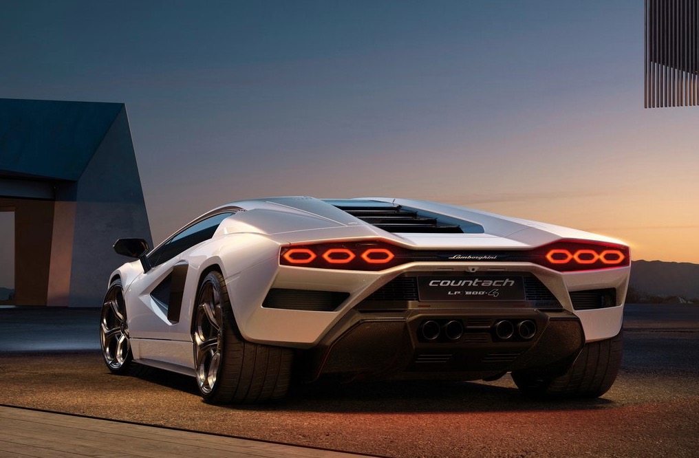 COUNTACH
