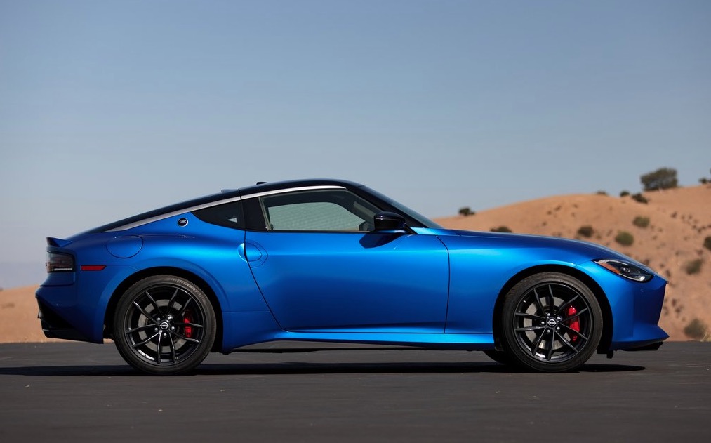 NISSAN Z