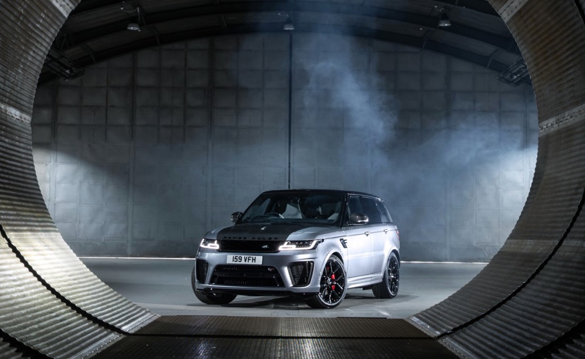 Range Rover SVR Carbon chega por R$ 1 mi
