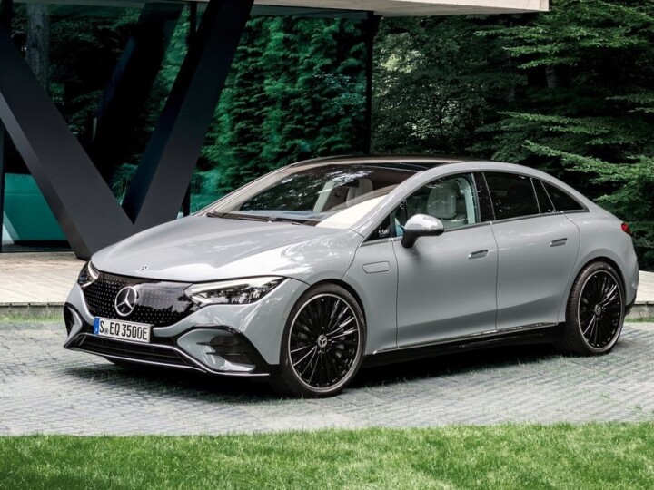 MERCEDES EQE