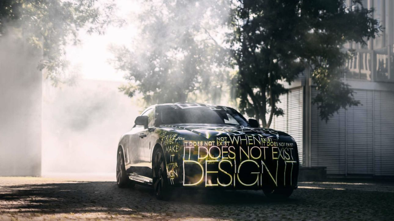 Rolls-Royce anuncia modelo elétrico