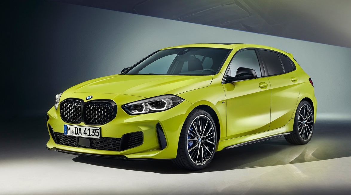 BMW atualiza M135i xDrive