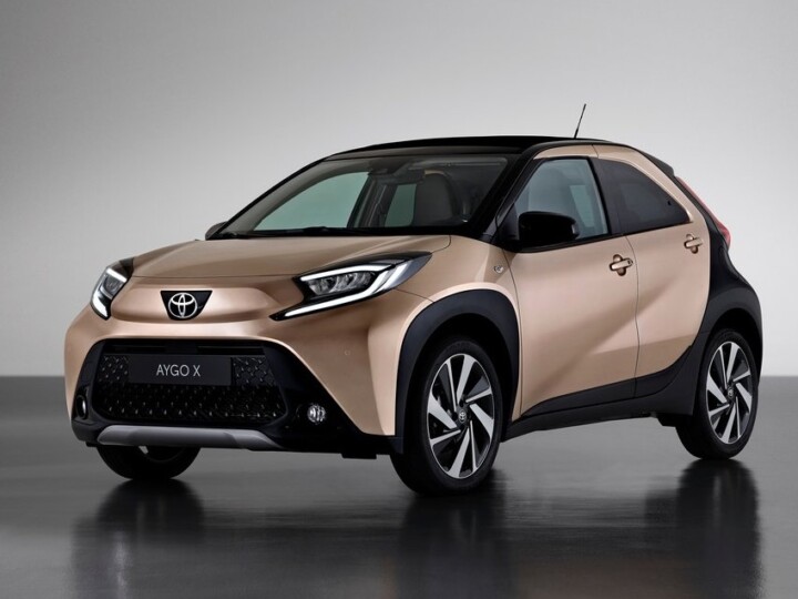 AYGO X