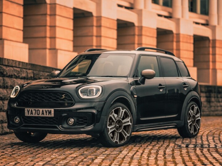 COUNTRYMAN