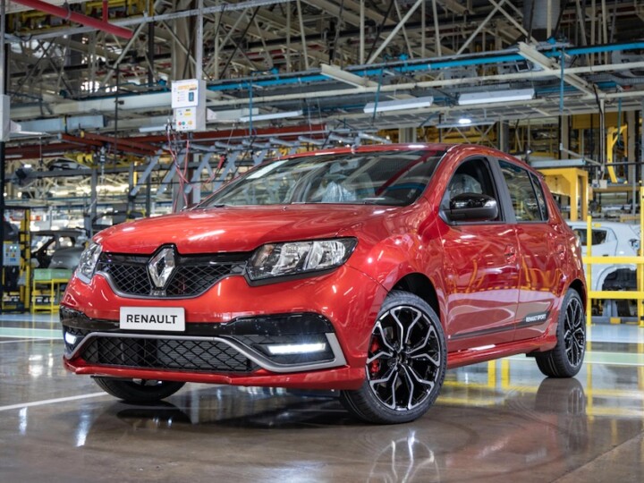 Sandero vermelho