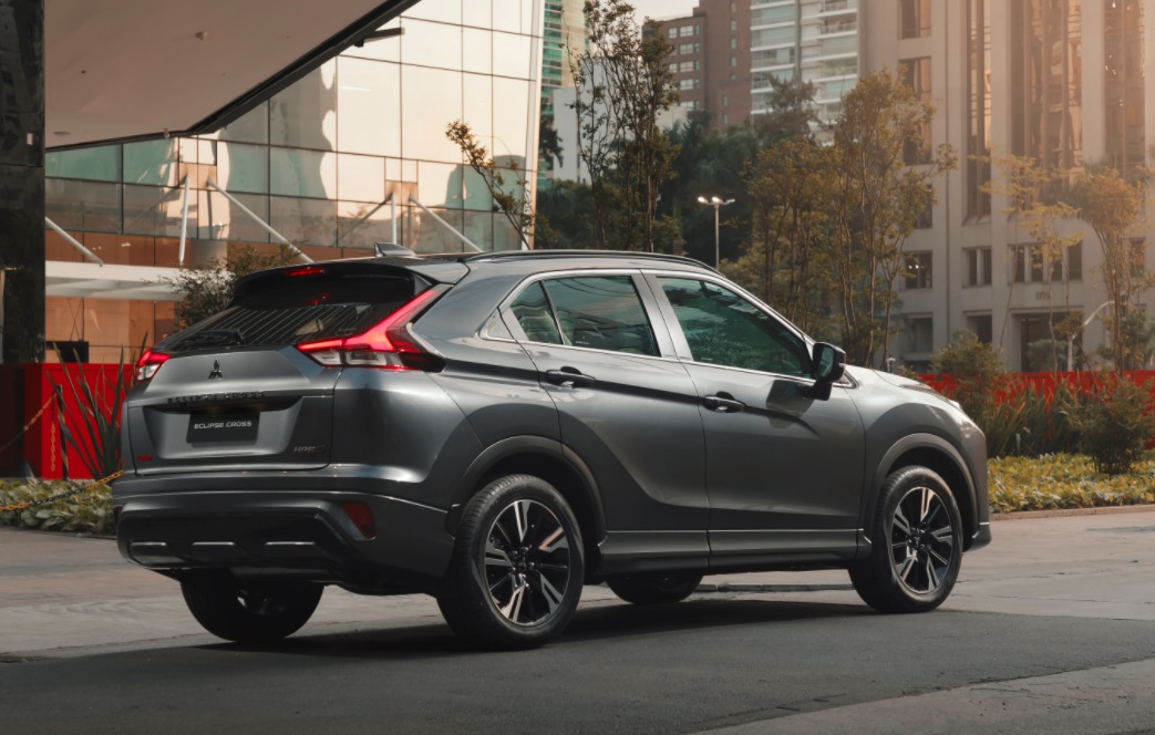 ECLIPSE CROSS